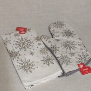 OVEN MITT Silver Sparkle Snowflake Dish Towel & Oven Mitt - NEW